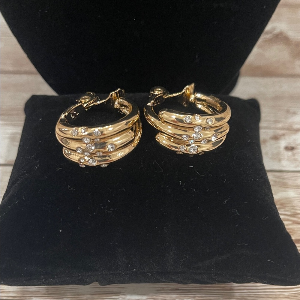 Anneβ Klein Gold-Tone Crystal Hoop Clip on Earrings NEW O/S
